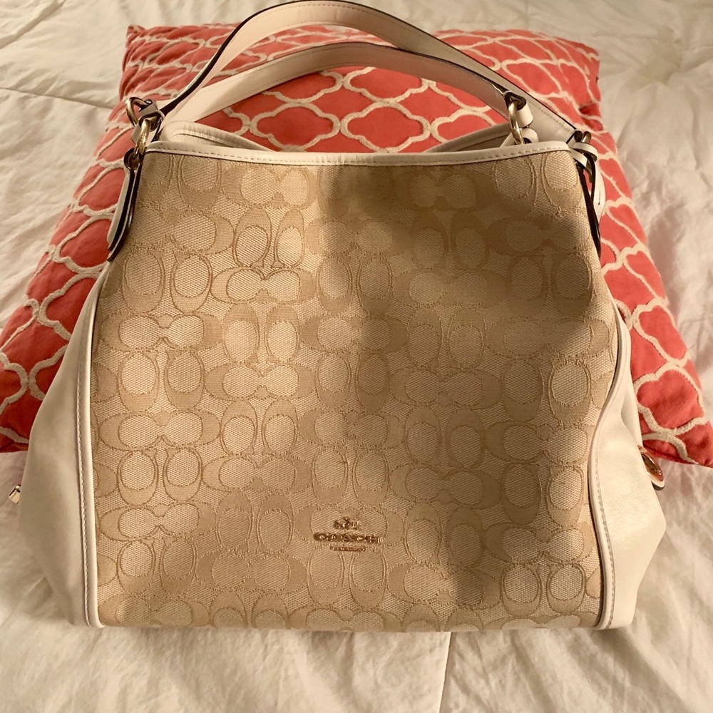 Beautiful Coach Purse. White leather with beige.